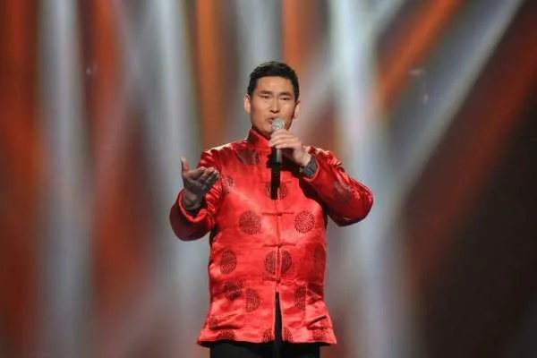 大家觉得于文华捧红了朱之文是功还是过？