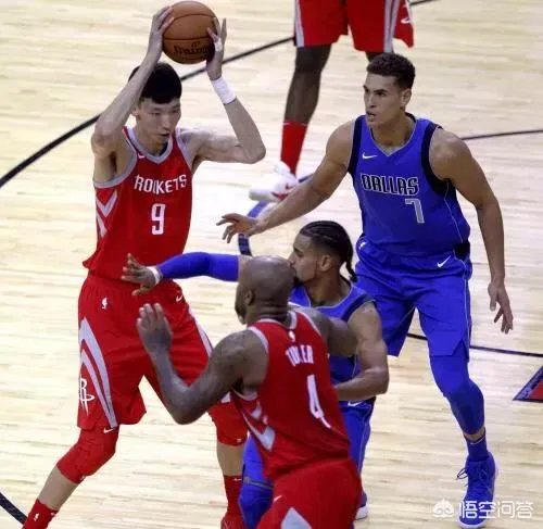 周琦被火箭正式裁掉，他能拿到多少钱？