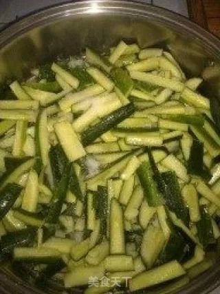 腌黄瓜的详细做法