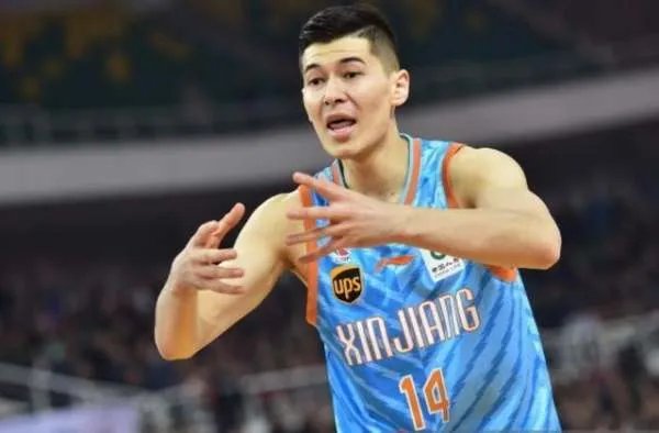 2016-2017cba常规赛的新疆队的队员有哪些人