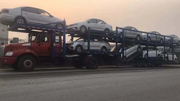 北京到新疆乌鲁木齐小轿车托运公司几天到？