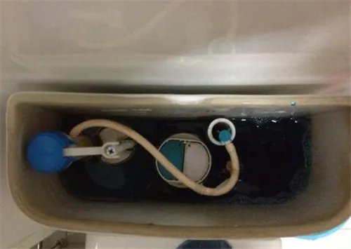 马桶水箱漏水原因及解决办法是什么