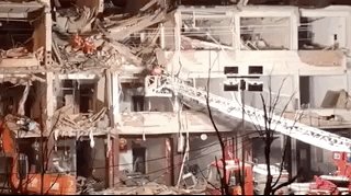 6月13日浙江温岭一槽罐车爆炸，砸塌路侧厂房发生二次爆炸，目前情况如何？事故原因可能是什么？