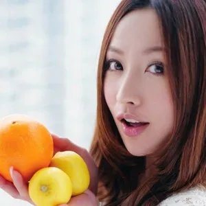 好看百变女生QQ头像