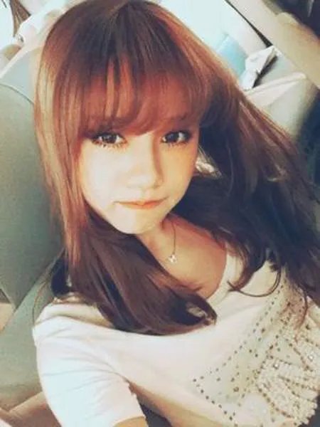 付梦妮整容前后的照片对比 宅男女神素颜照太坑爹