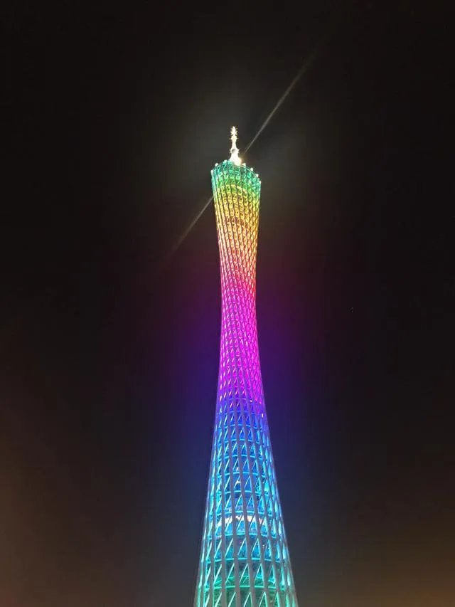 广州珠江夜游好玩吗？