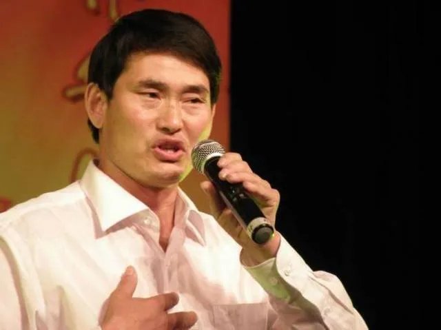 大衣哥儿媳自称与老公还没领证，这是真的吗？