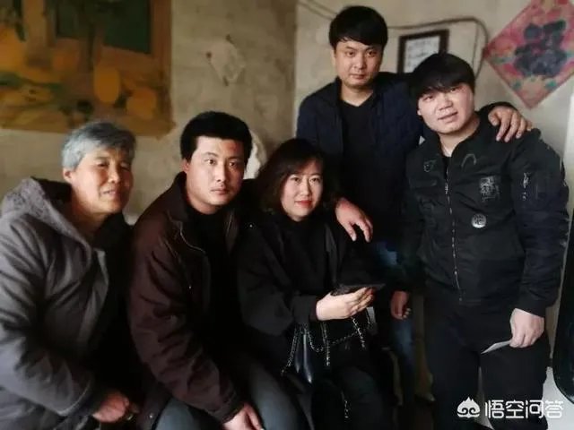 辽宁葫芦岛一学生出车祸成植物人,40多个同学用4年帮他唤醒记忆,你怎么看?