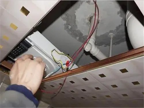 浴室暖风机怎么安装