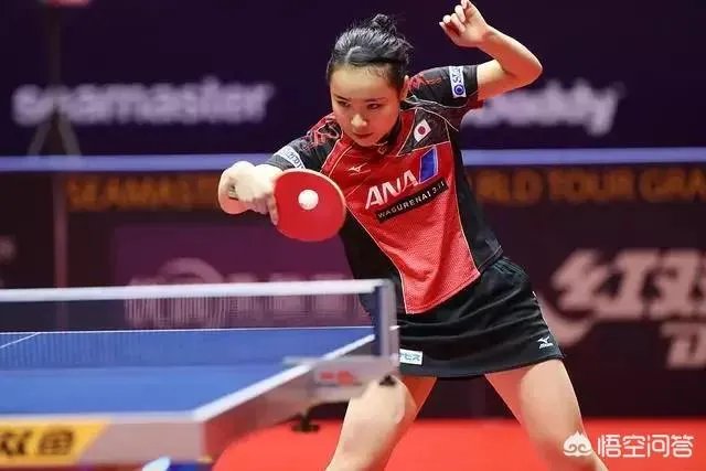 日本公开赛女双决赛开始之前，刘诗雯突然宣布退赛，这是为什么？