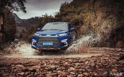 域虎9新增国内首款柴油版车型,多维度正面刚长城炮