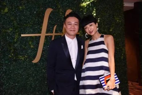 陈奕迅说很久没收入了，但老婆花钱厉害，你怎么看？