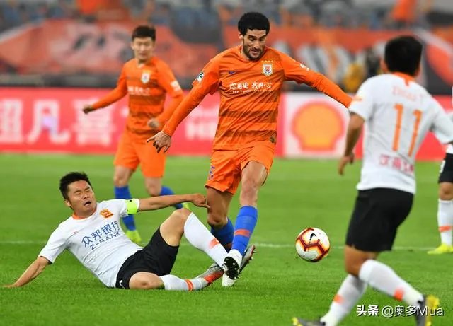 鲁能外援费莱尼确诊，假如失去了他。谁能替补他的位置，鲁能会做什么样的调整？