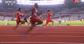 在田联洲际杯百米飞入大战中最后超过苏炳添的是谁?为什么他能在最后10米完成超越?