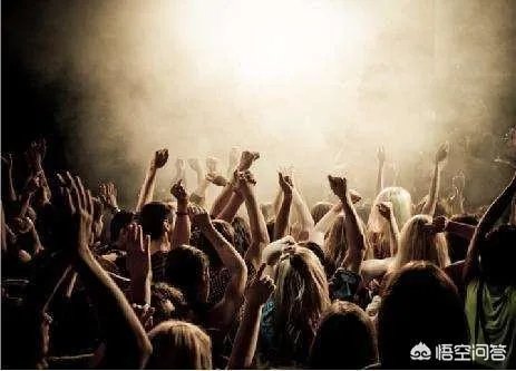 人员密集场所指哪些场所？