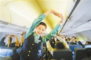 春运热门航线机票价格创5年新低，你认为这和哪几个因素有关？