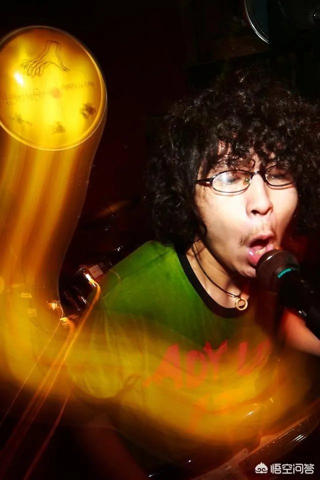 《成都》的小酒馆有什么历史吗？