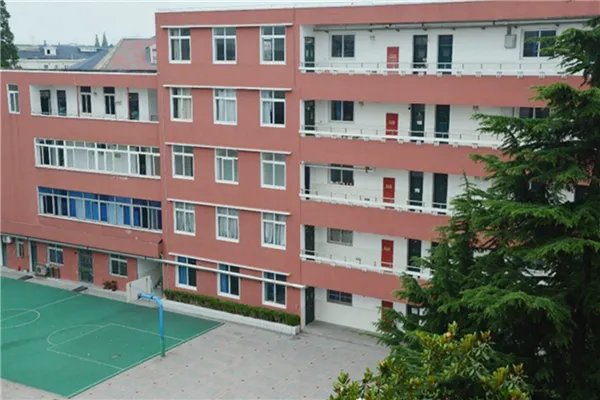 永川十大高中排行榜 永川市卧龙中学上榜第一重点中学