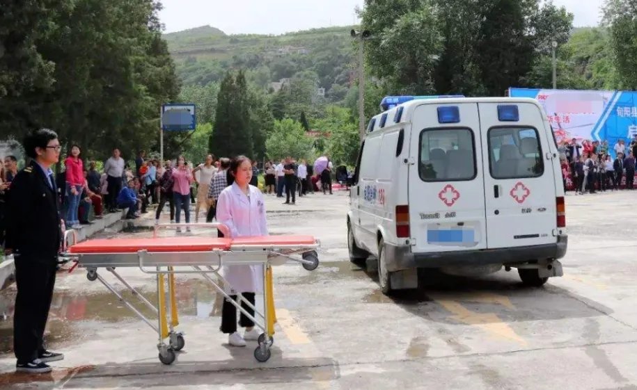 重庆高空索道坠落女子死亡，该景区是否该负全责？