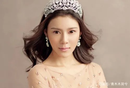 林丹为她甩下怀孕的妻子,李泽楷被她勾走了魂,赵雅淇的手段有多厉害?