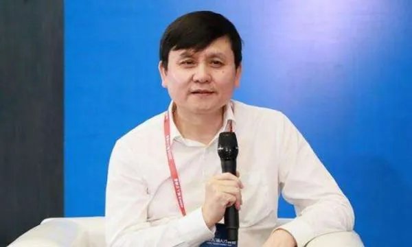 张文宏获中国医师奖，他对我国医学有什么贡献？