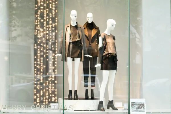 时尚潮流女装店名 很潮很有品的女装店名