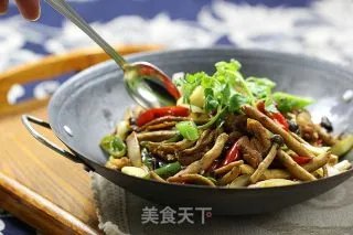 干锅茶树菇