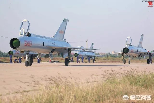 如何评价歼8系列战机?