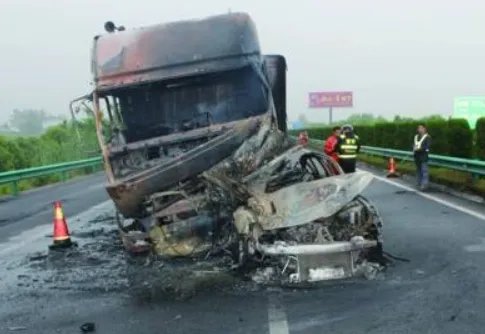 最惨烈的车祸现场照片有哪些？