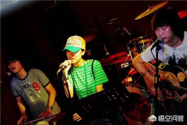 《成都》的小酒馆有什么历史吗？