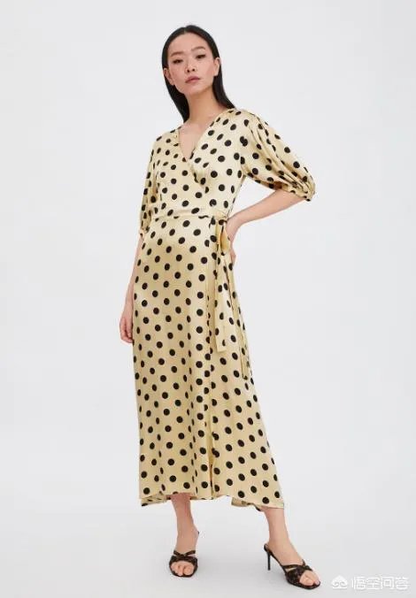 复古的波点裙怎么搭配才好看？