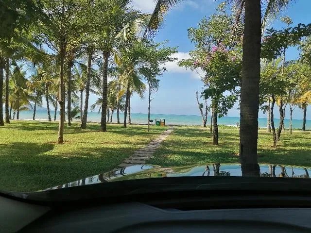 海南自贸港会不会冲击香港呢？