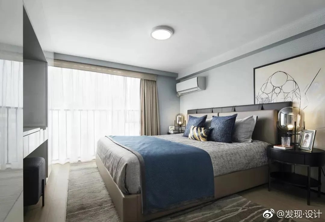 东莞万科金域广场Loft公寓都市生活中，日常的状态充满忙碌与...