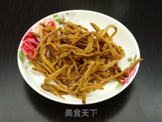 黄花菜炒肉