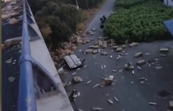 车祸后的猪肉遭哄抢的后续如何了？