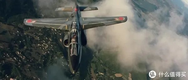 值影片单｜从一战到现代，十部经典空战电影，第一名当然是……
