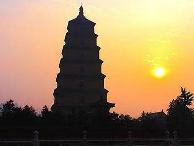 去西安旅游，必去的地方是哪几个？