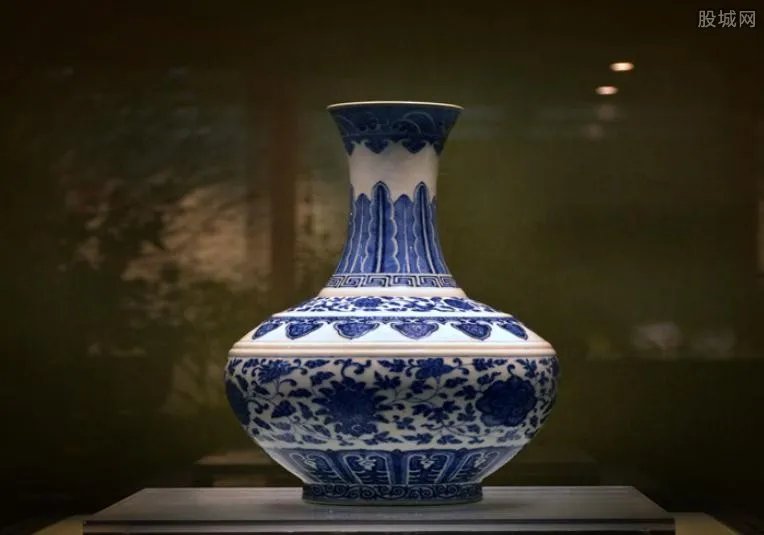 元青花瓷价格是多少 元青花瓷图片及价格一览