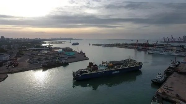 广东受台风“纳沙”影响，琼州海峡轮渡将停运，目前当地情况如何？