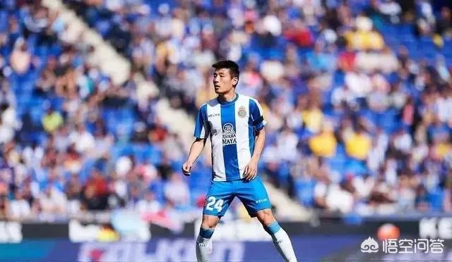 国奥狂屠菲律宾张玉宁背转体头球梅开二度,他是不是已经超越了武磊成了国足锋线头牌?