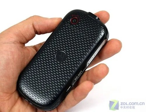 目标直指诺基亚5610 摩托EM35独家评测