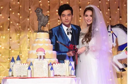 昆凌婚纱照系列  美的冒泡像拍mv一样