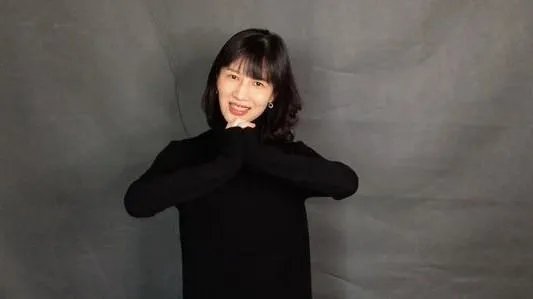 papi酱近期在做什么？怎么感觉她越来越不火了？