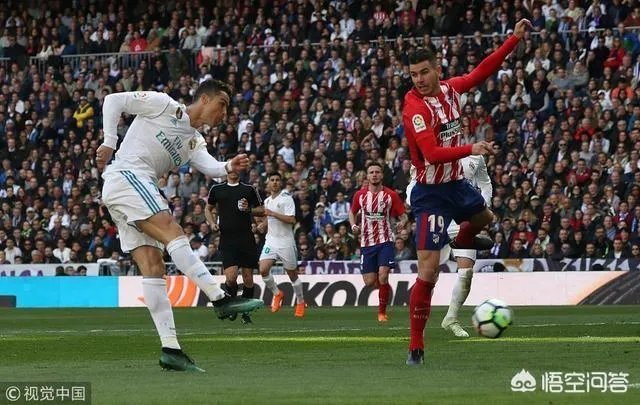 C罗在球员通道帅照