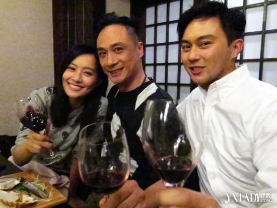 冲上云霄陈法拉吻戏被曝光陈法拉大胆诱惑张智霖