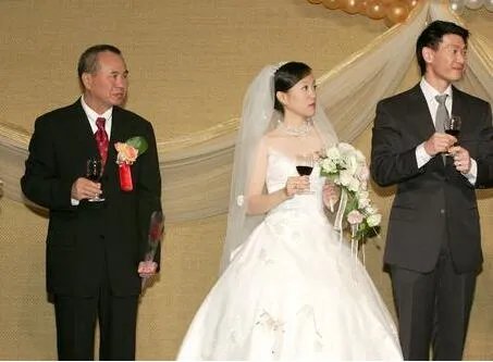 侯孝贤女儿出嫁 风光下嫁台湾黑帮公子