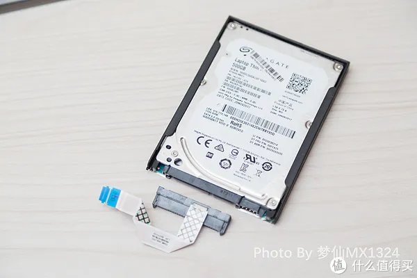 Lenovo联想 ThinkPad E（翼）480到手，简单做一个对比拆解