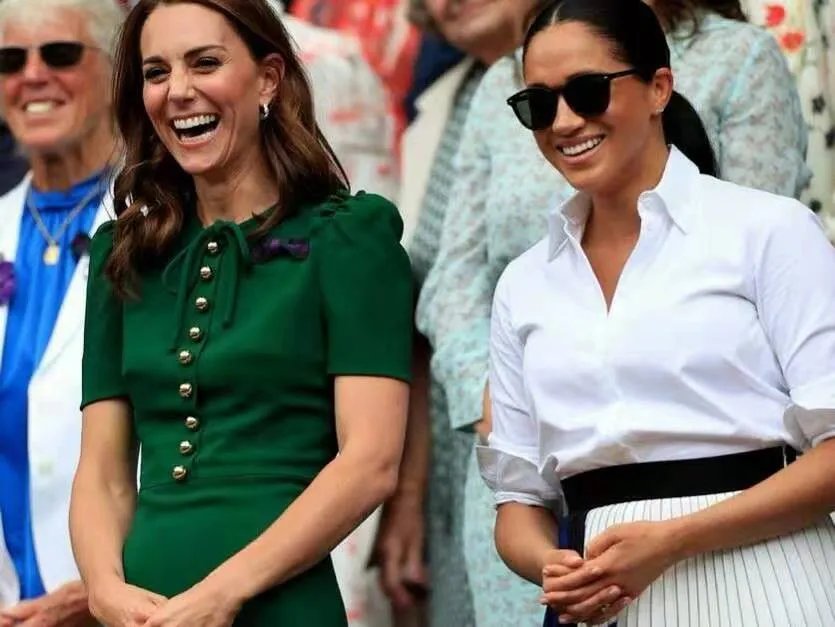 凯特王妃出席女王派对一袭粉嫩，她平时对穿搭很讲究吗？