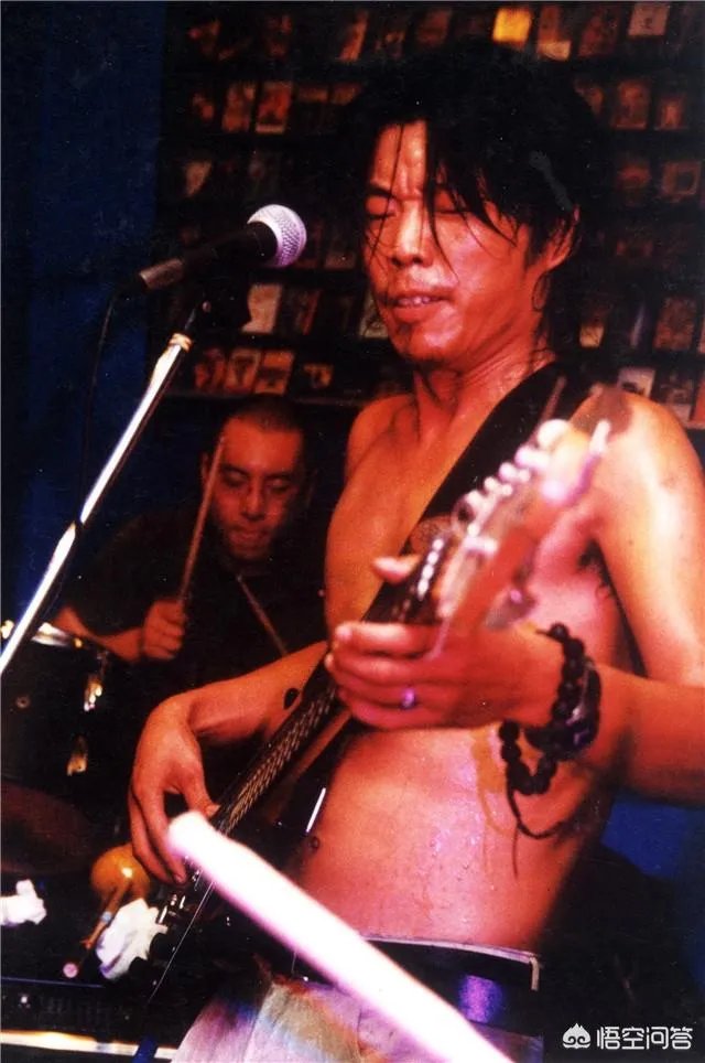 《成都》的小酒馆有什么历史吗？