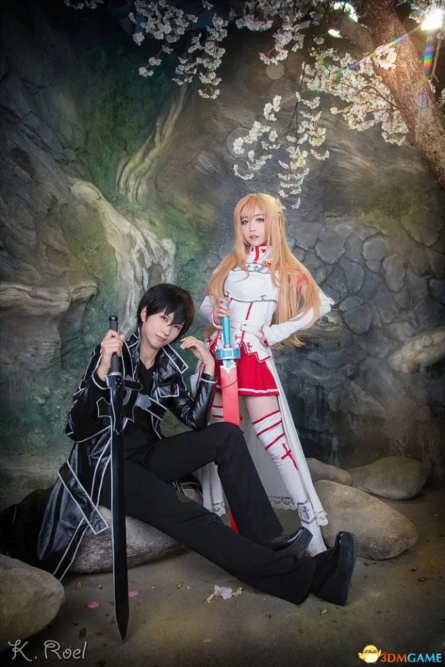 螺旋猫萌神Tomia最新Cos 颜值高穿白丝制服好诱人